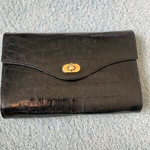 Chic Black Crocodile-Embossed Clutch